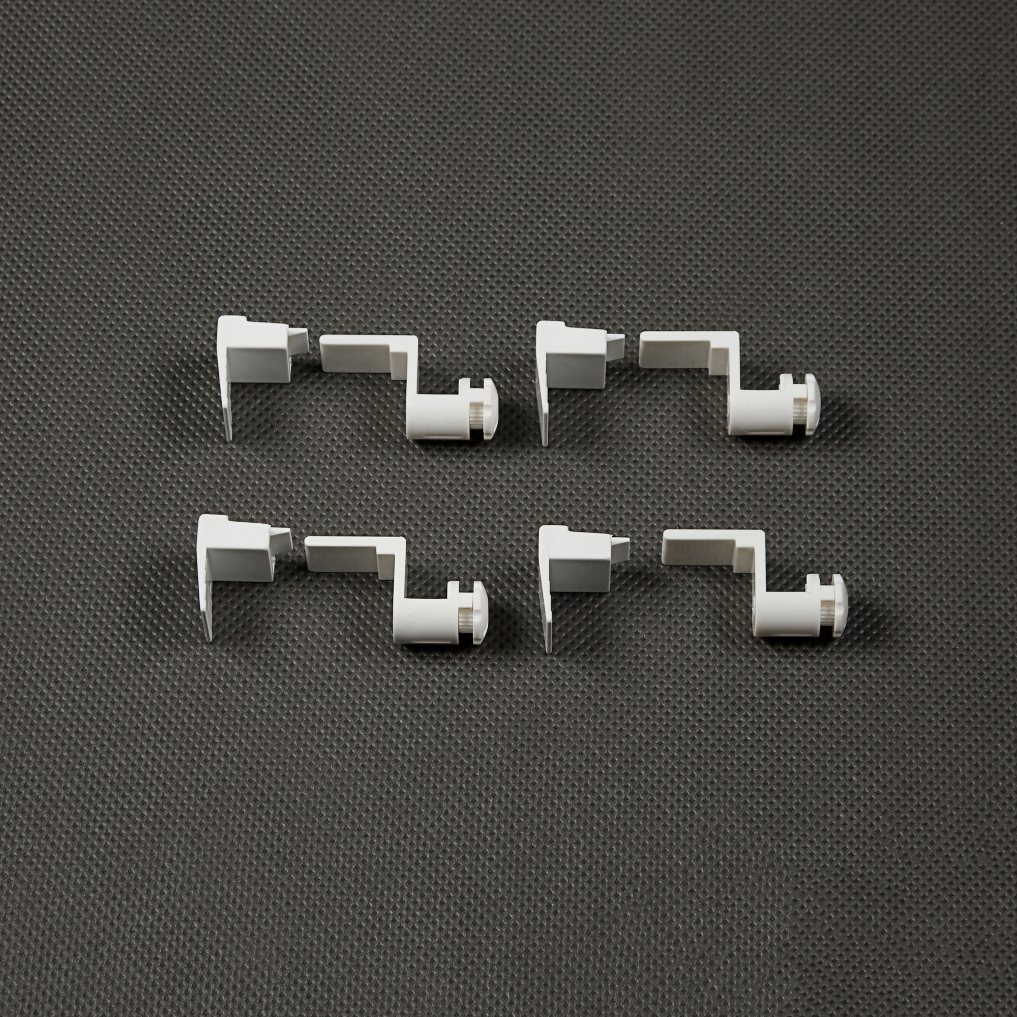 UCHWYT PLISY EASYFIX P+R - KOMPLET 4 SZTUKI Rodzaj napinacz