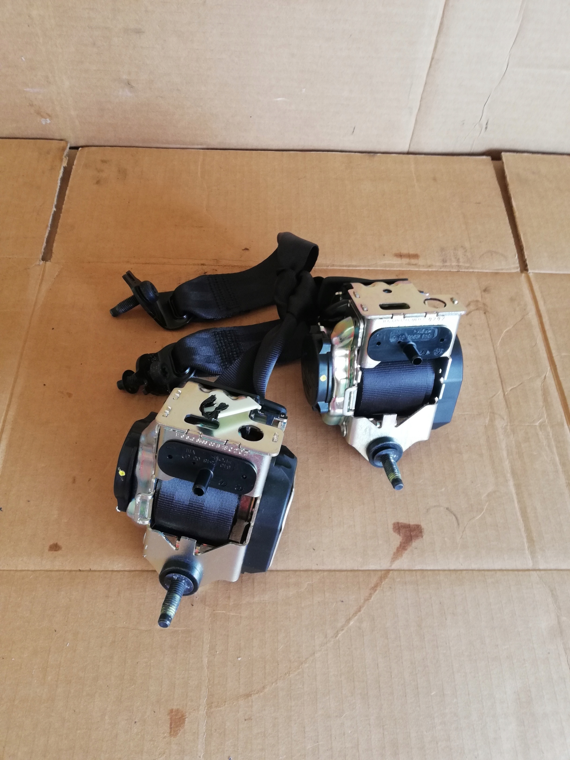 FORD FOCUS MK4 РЕМНИ БЕЗОПАСНОСТИ СЗАДИ