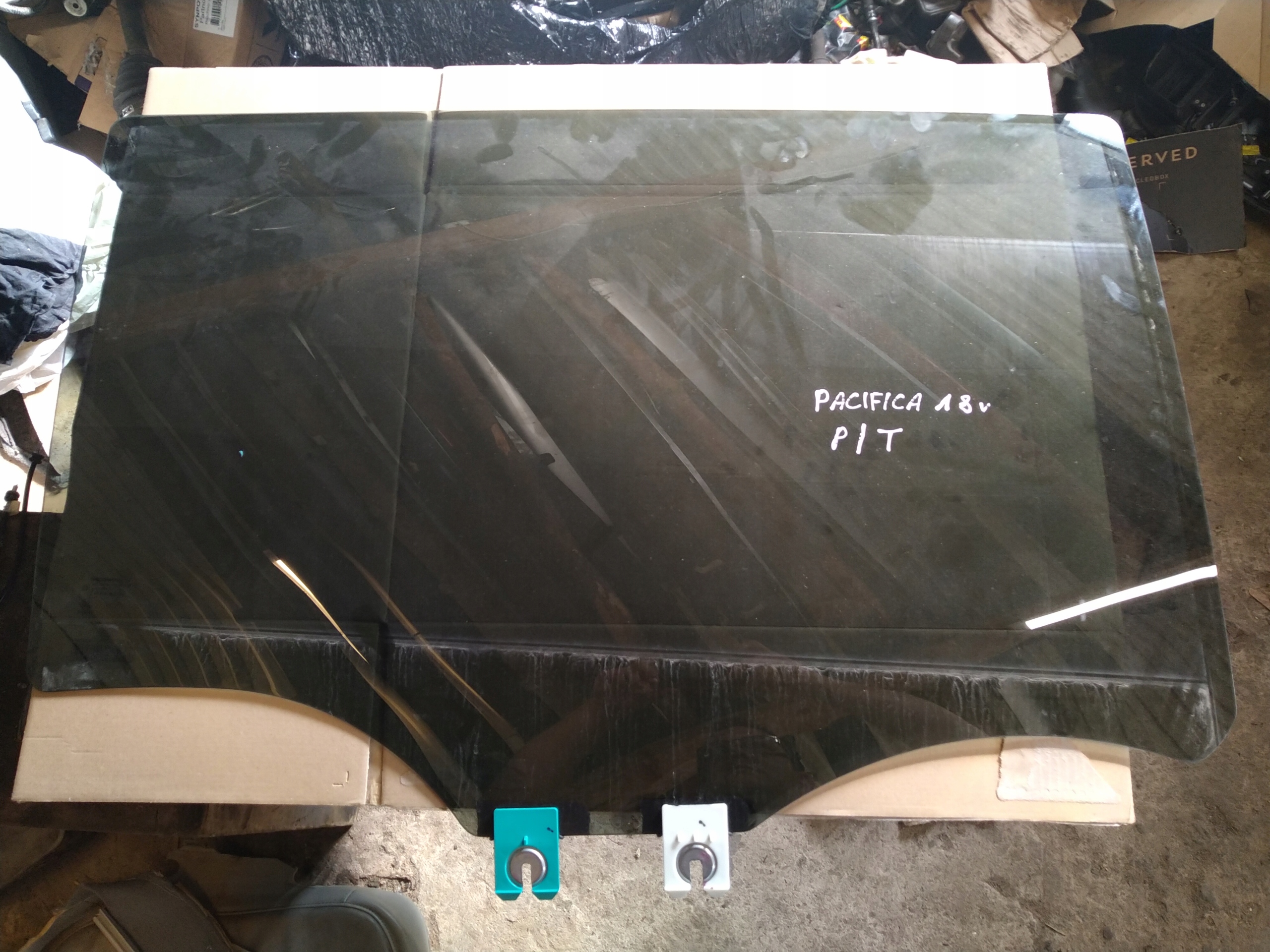 68231942AA - PACIFICA 2016-2020 СКЛО ДВЕРІ ПРАВА ЗАДНЯ