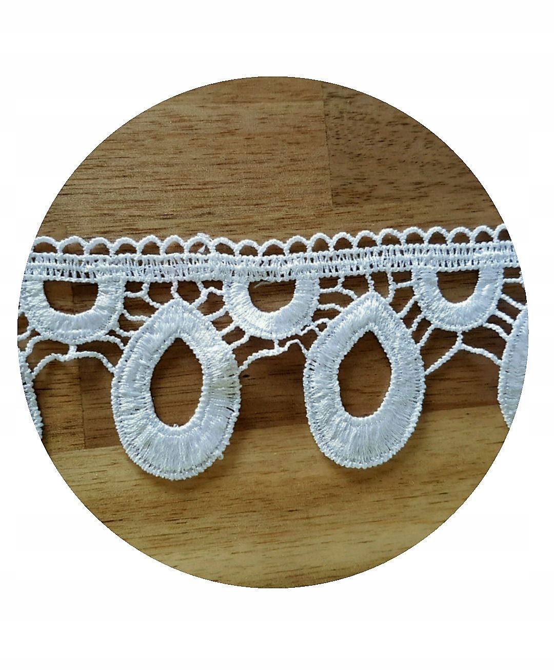 

Gipiura Koronka biała 5 cm Firana Ornament Salon