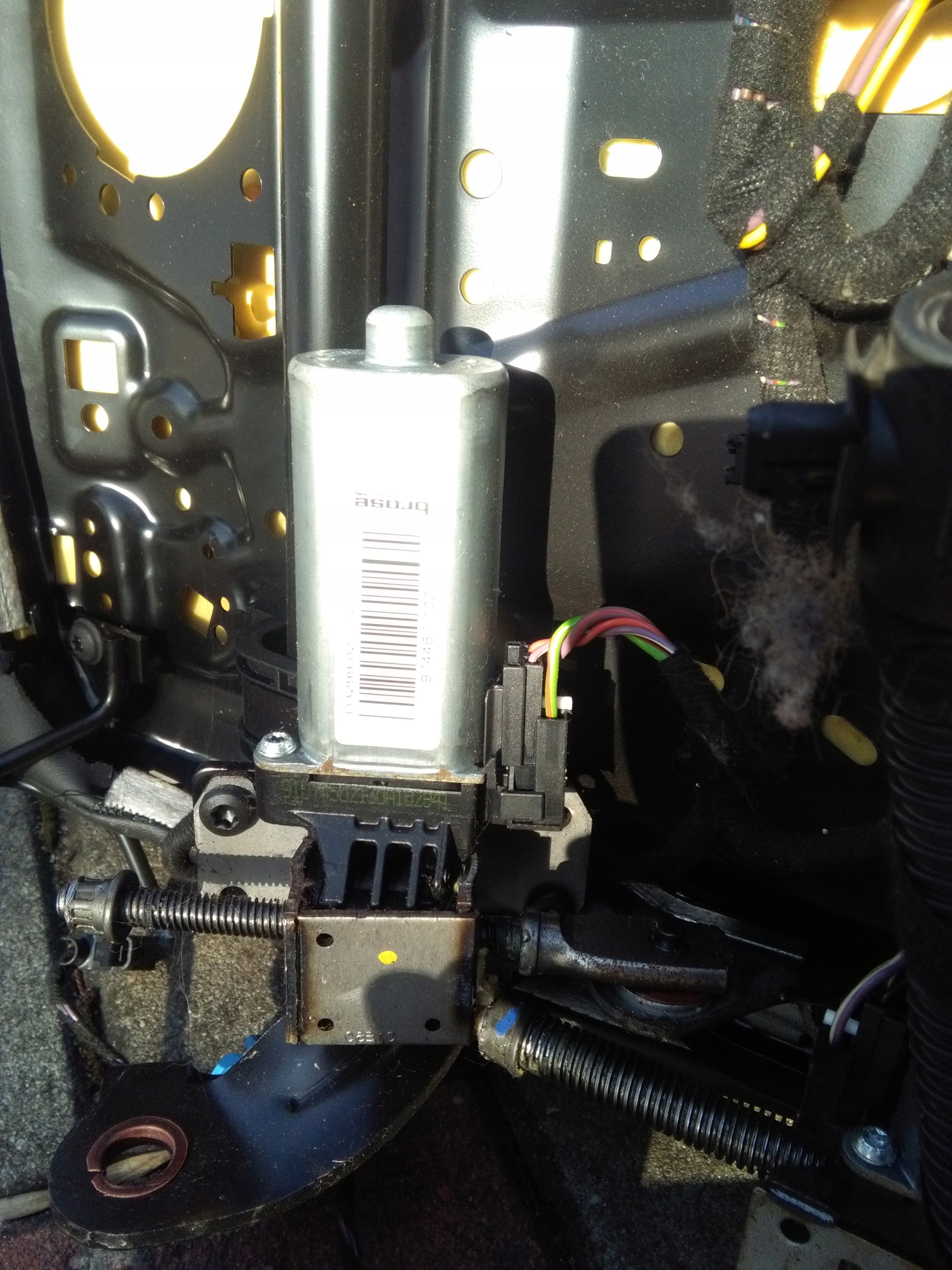 SKODA oe 3T0881031AL