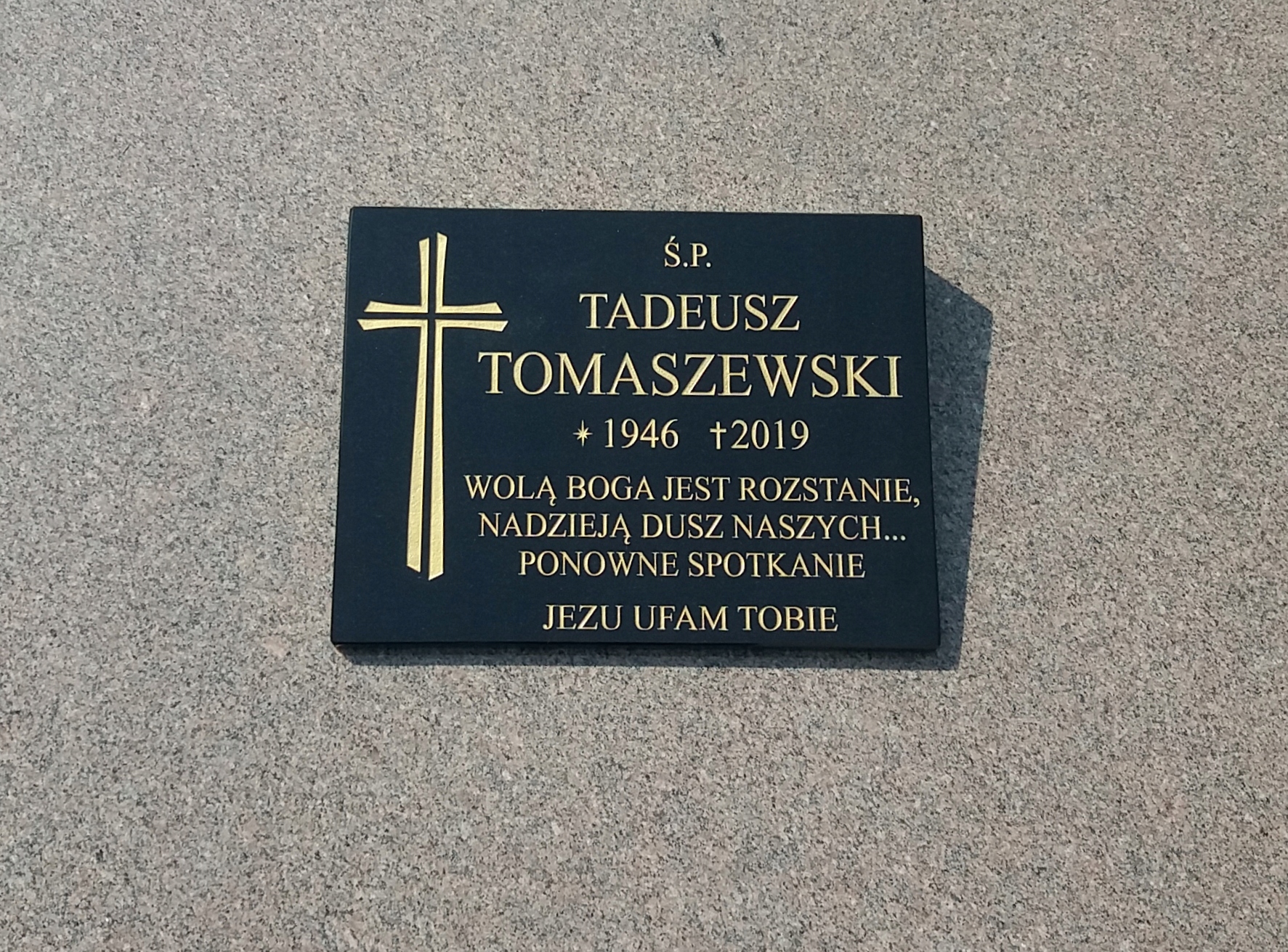 PODUSZKA GRANITOWA nagrobkowa nagrobna 25x35 Rodzaj tablicy grawerowane