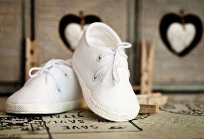 BUCIKI DO CHRZTU WIOSNA / LATO / JESIEŃ ROZMIAR 12 Marka Mondi