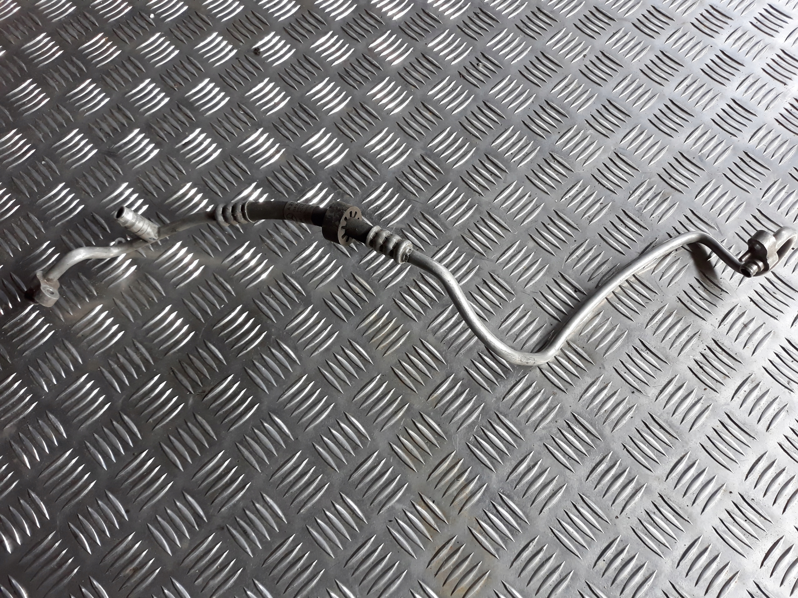 PRZEWOD KLIMATYZACJI MERCEDES W212 A2128302016