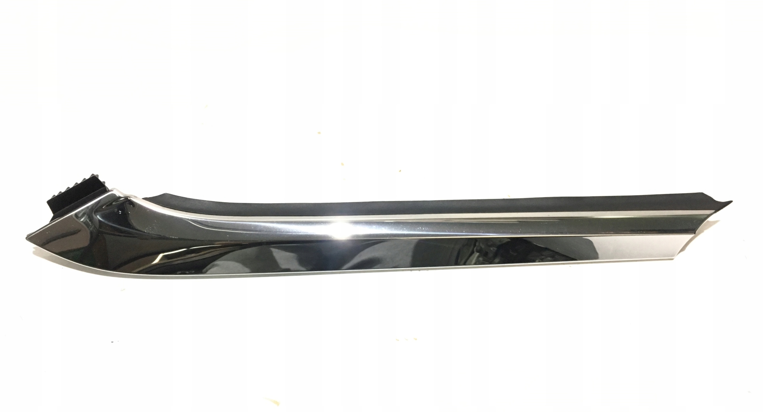 LEWA LISTWA BLOTNIK PRZOD CHROM RENAULT ESPACE V Part manufacturer Renault OE