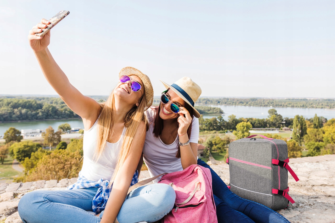 Plecak torba bagaż podręczny do samolotu 40x30x20 Cechy dodatkowe wodoodporny