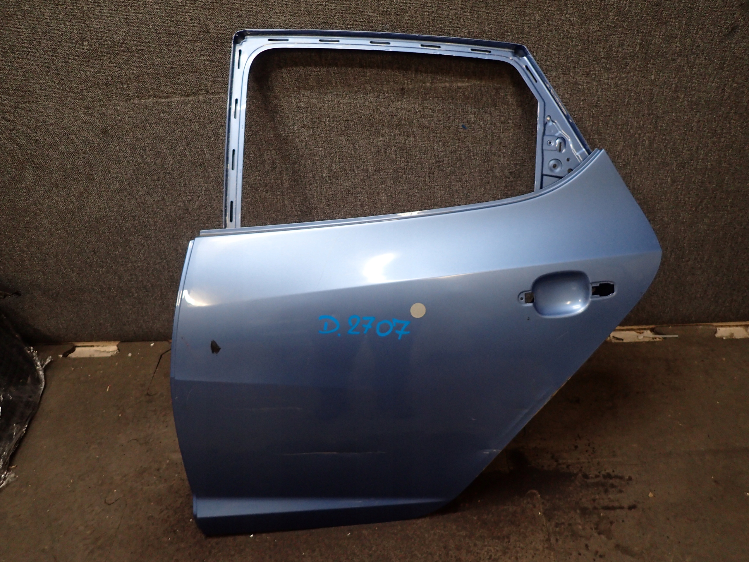 ДВЕРИ ПРАВЕ ЗАД. ЗАДНЕЕ SEAT ИБИЦА IV 08-17d HB