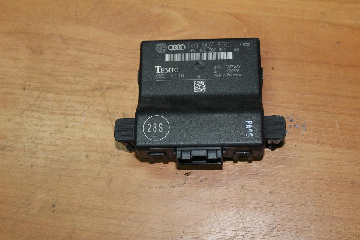 VW GOLF V MODUŁ GATEWAY 1K0907530F