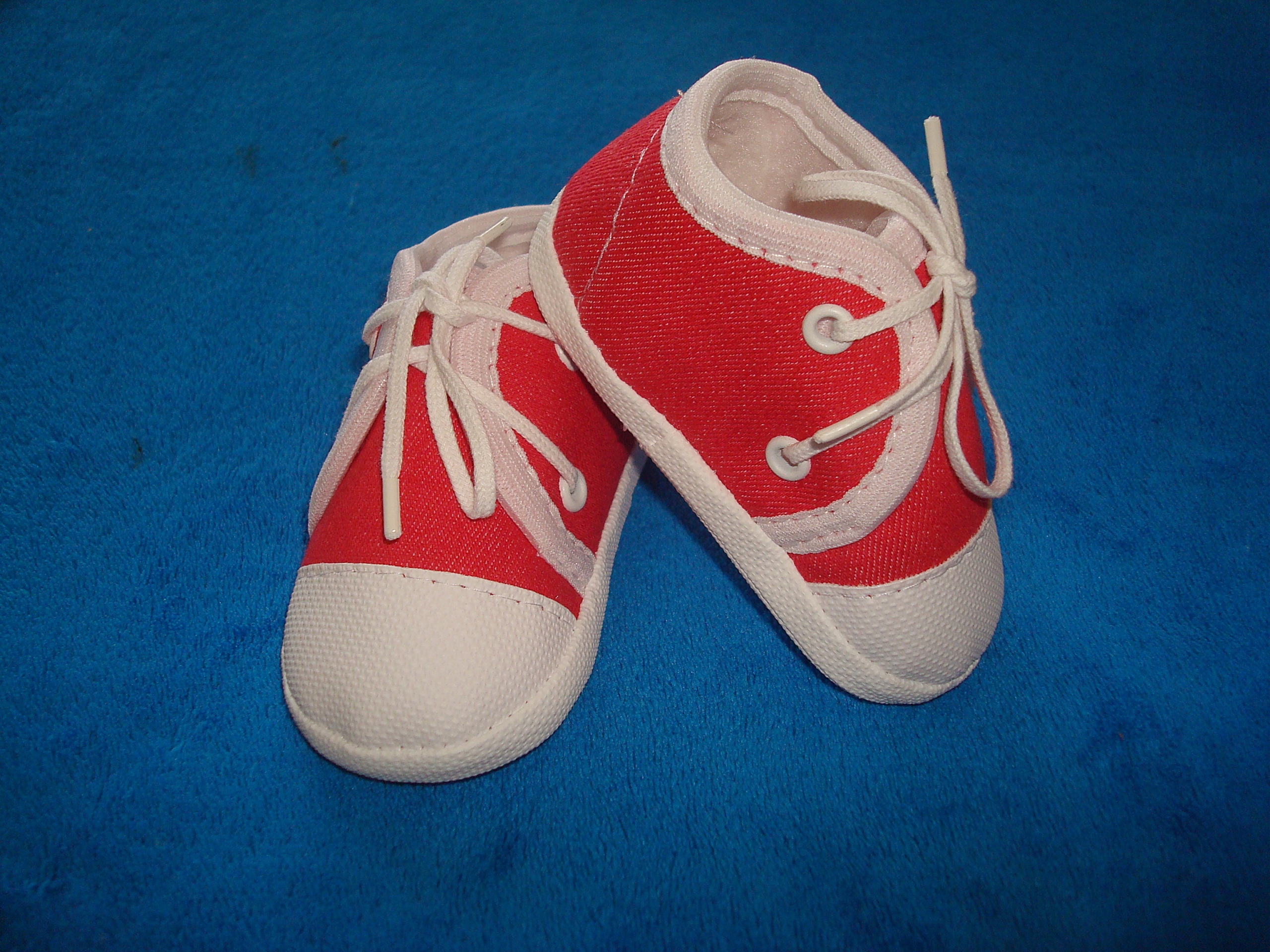 BUCIKI BUTY TRAMPKI na chrzest do chrztu r.11 Rozmiar 11 cm