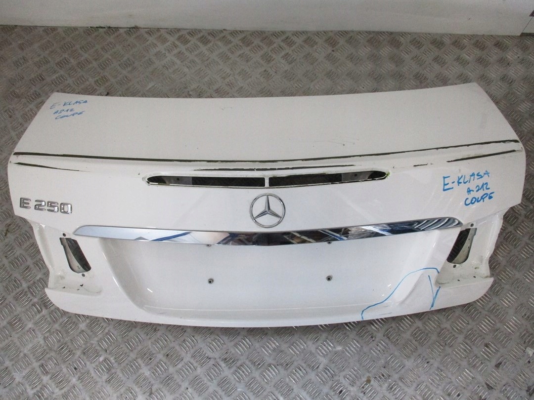 boot doors Mercedes E-klasa W 212 COUPE unprotected