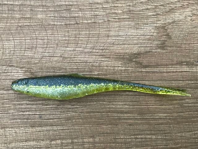 

Guma Realistic Shad Matusiak Kiełb 12 039 Jas nowa
