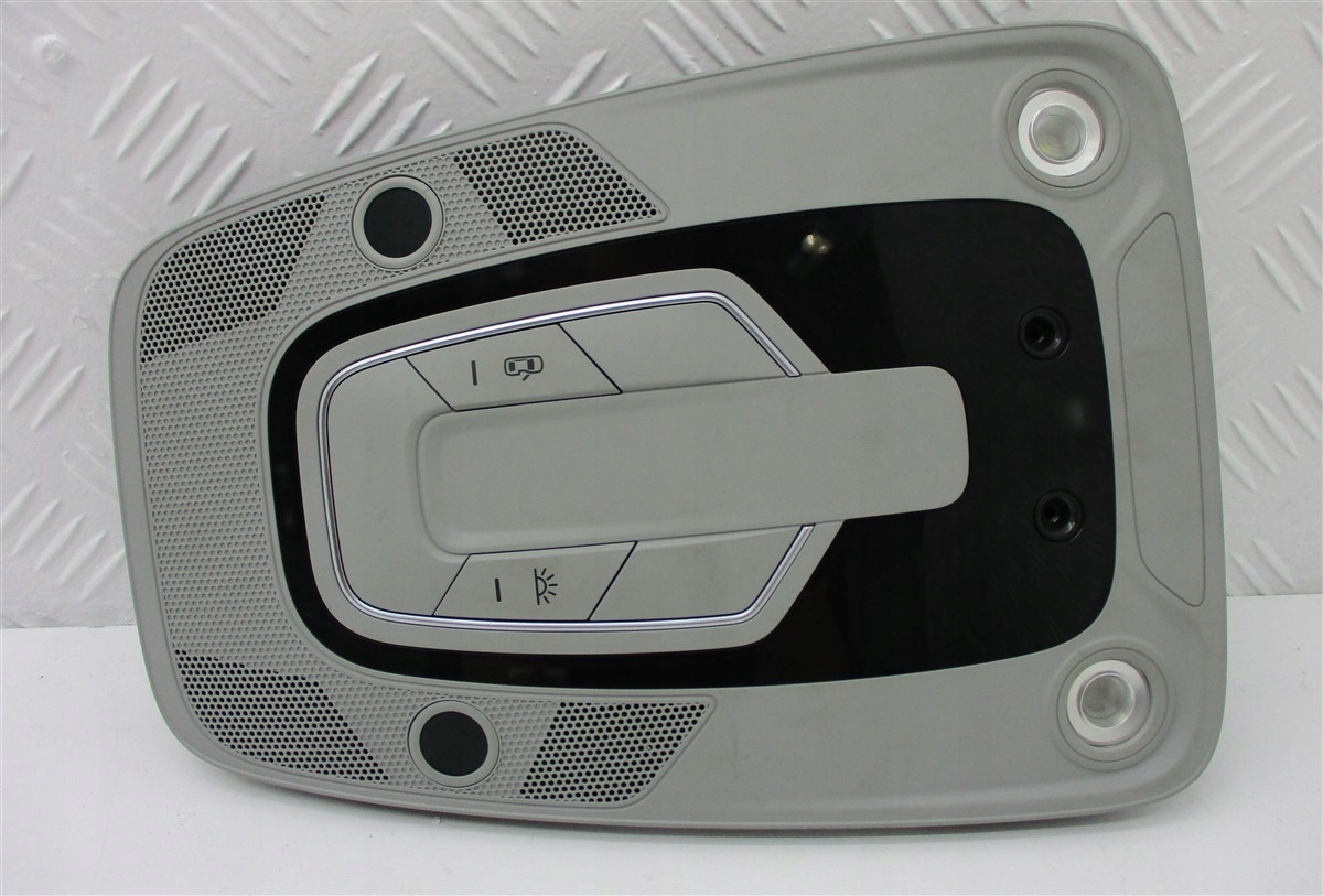 LAMPKA OŚWIETLENIE WNĘTRZA AUDI A4 B9 8W0947135AK