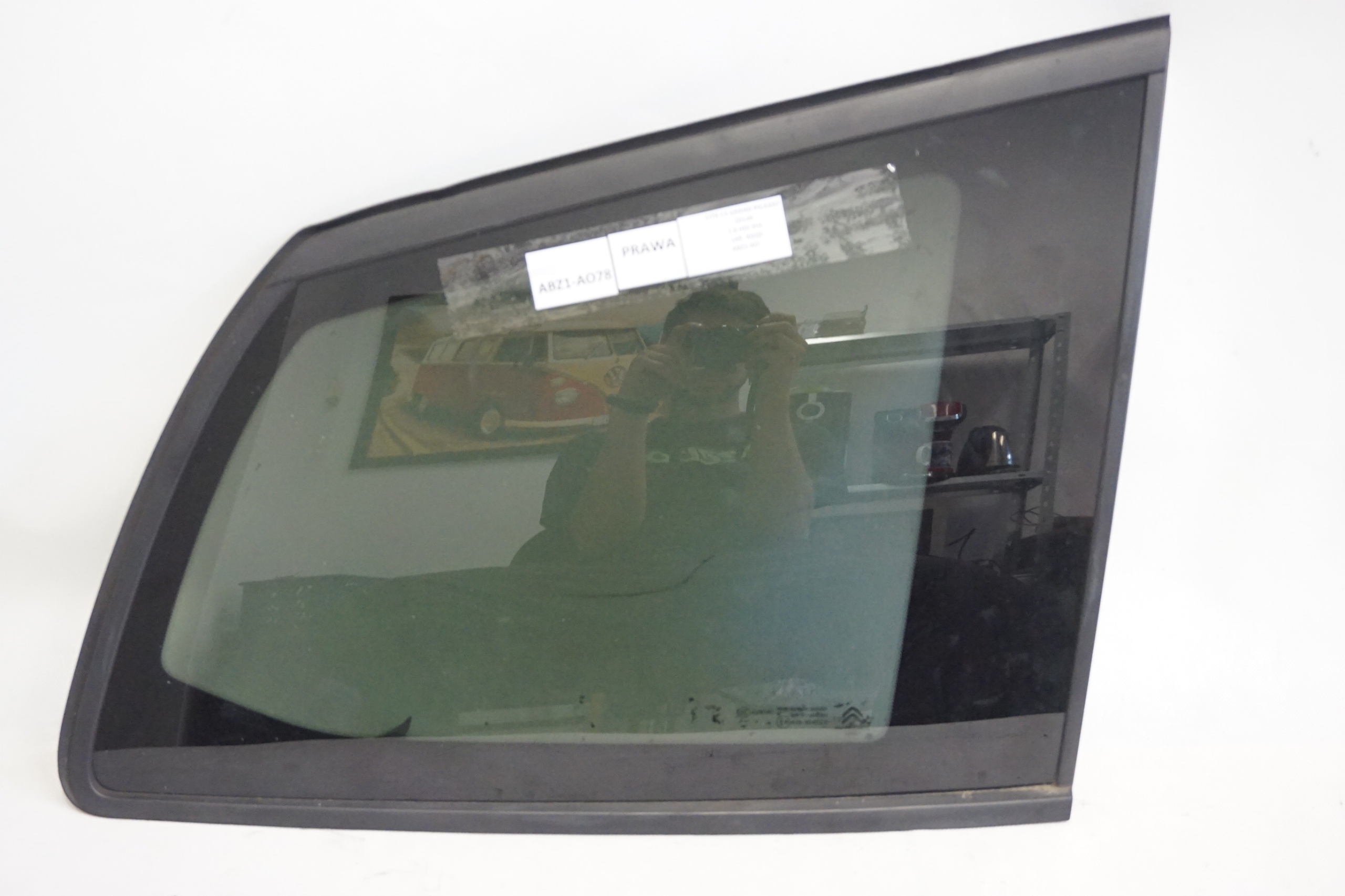 Заднее правое стекло CITROEN C4 Grand PICASSO II