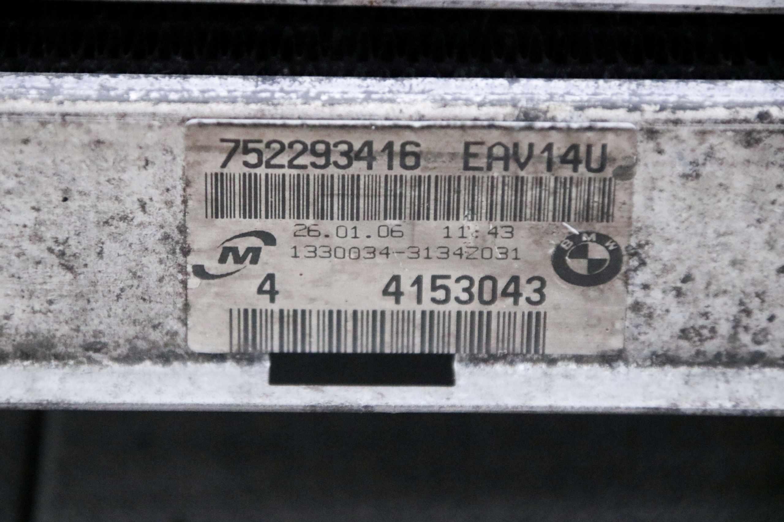 BMW E87 E90 E91 chladič vody KLIMY řízení 7522934