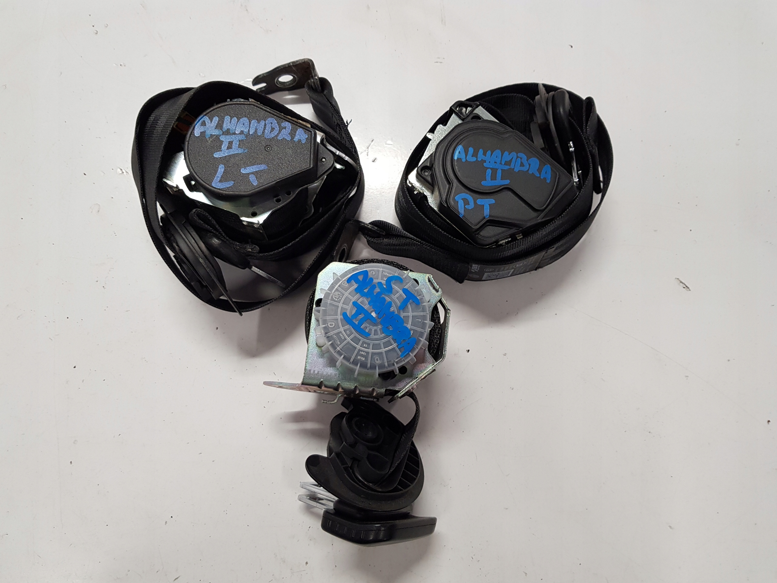 SEAT ALHAMBRA 7N СЕРЕДНІЙ РЕМІНЬ БЕЗПЕКИ