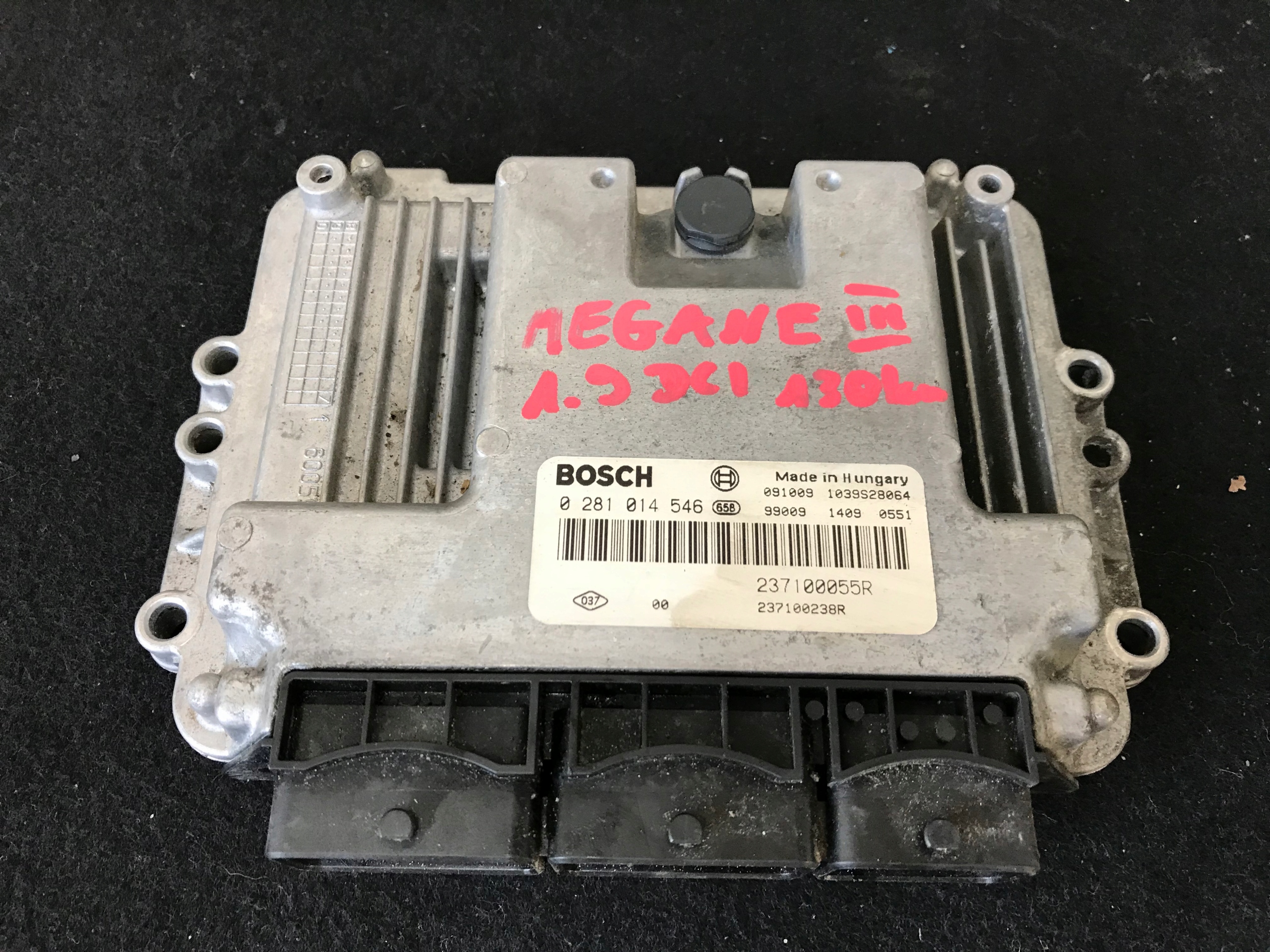 237100055R - КОНТРОЛЕР ДВИГУНА RENAULT MEGANE III