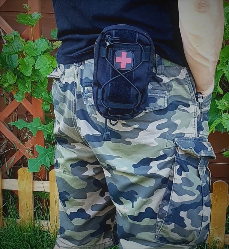 SASZETKA WOJSKOWA KIESZEŃ ZASOBNIK POKROWIEC MOLLE Cechy dodatkowe miejsce na telefon