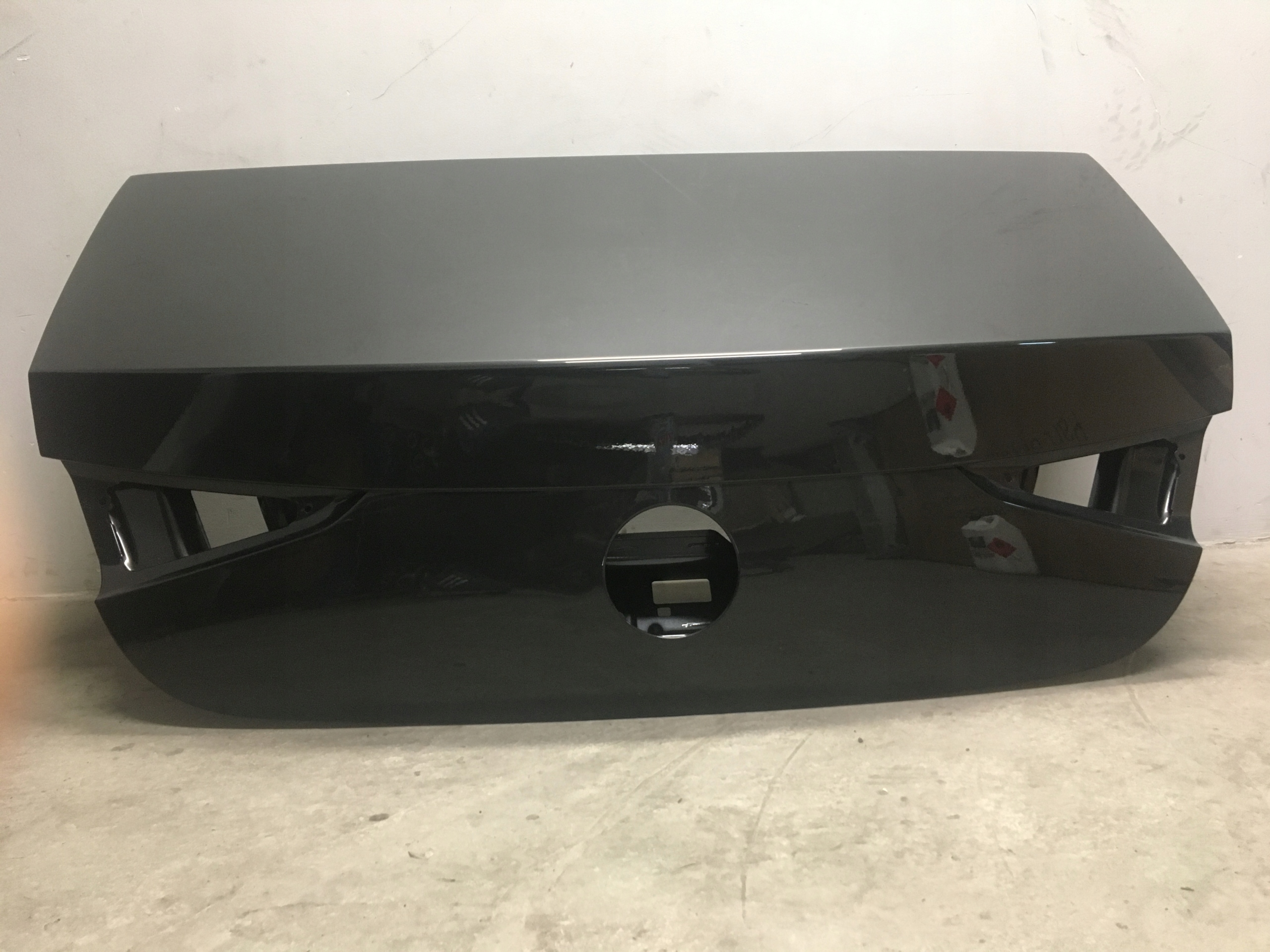 mercedes cls 257 klapa bagażnika