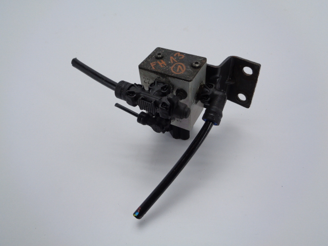 VOLVO 13 КЛАПАН ПОДЪЕМНОЙ ОСИ K022468N07 21083662