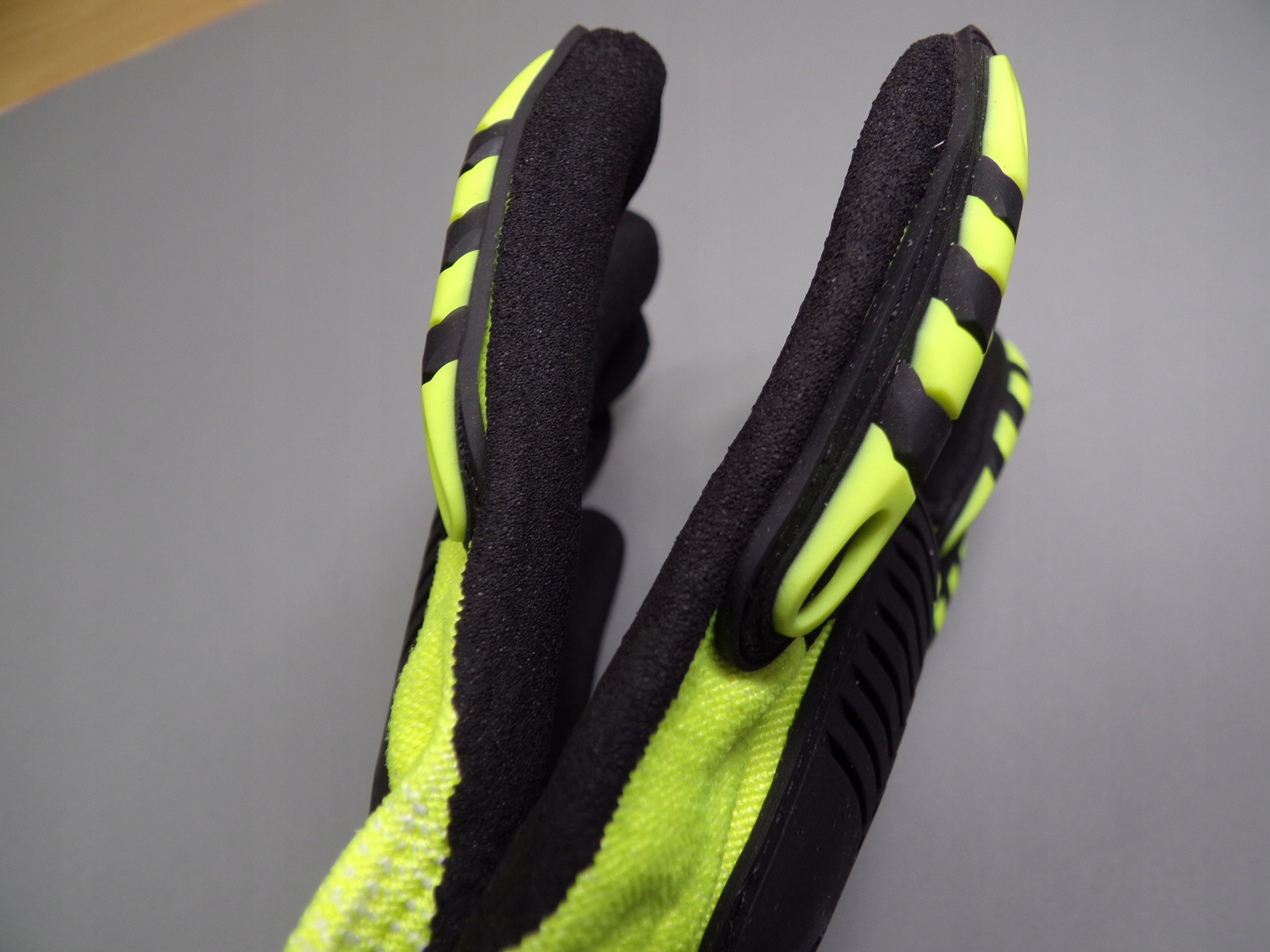 RĘKAWICE ANTYPRZECIĘCIOWE OCHRONNE ANTYPRZEBICIOWE SCUDO R.10 MECHANICZNE Informacje o bezpieczeństwie CE