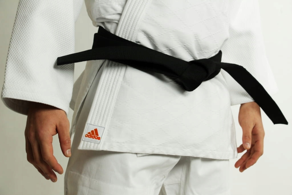 MISTRZ ŚWIATA POLECA JUDOGA ADIDAS QEST 690g 170cm Marka adidas