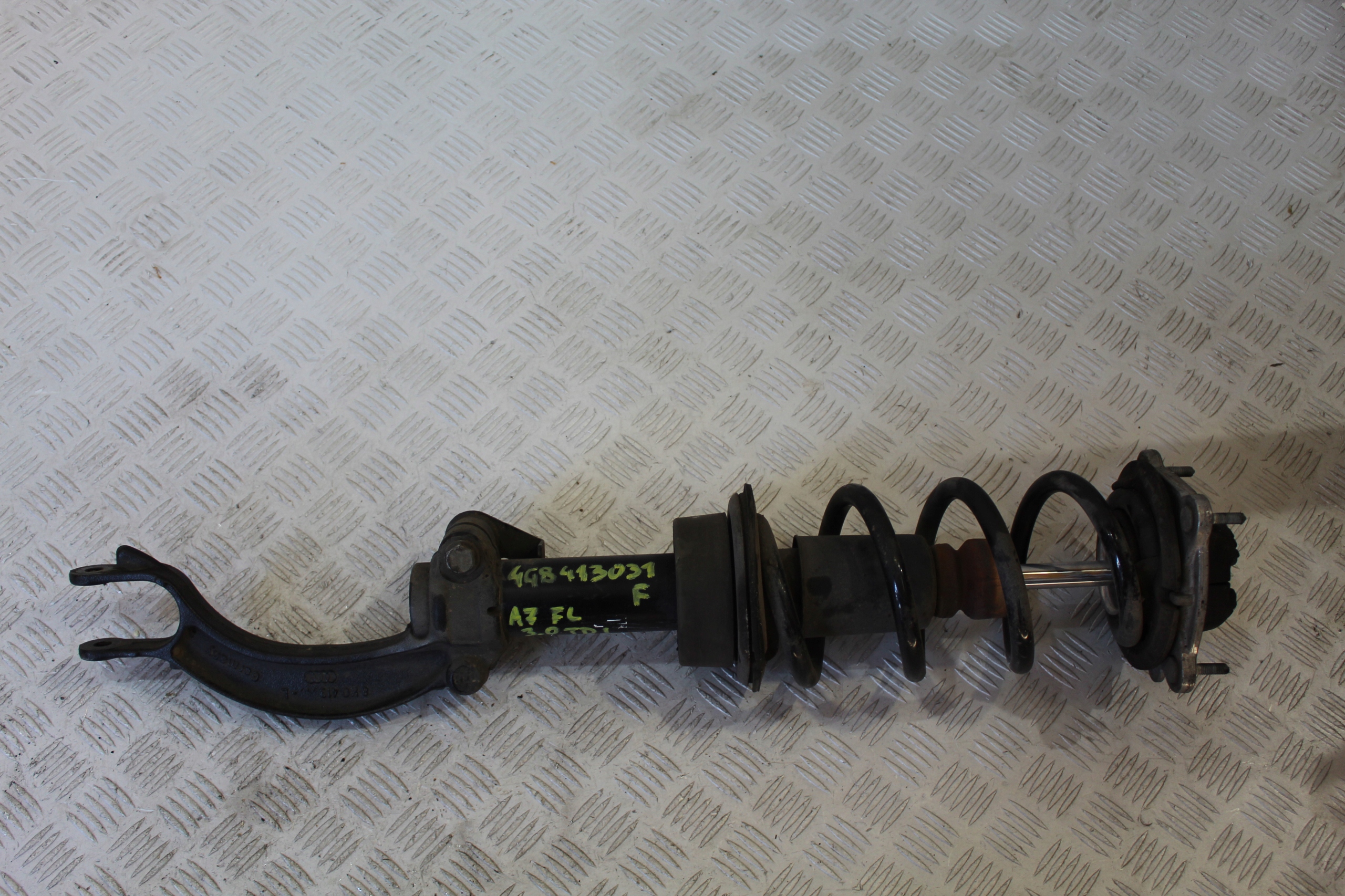 MCPHERSON передний правый AUDI A7 4G8 LIFT 4G8413031F