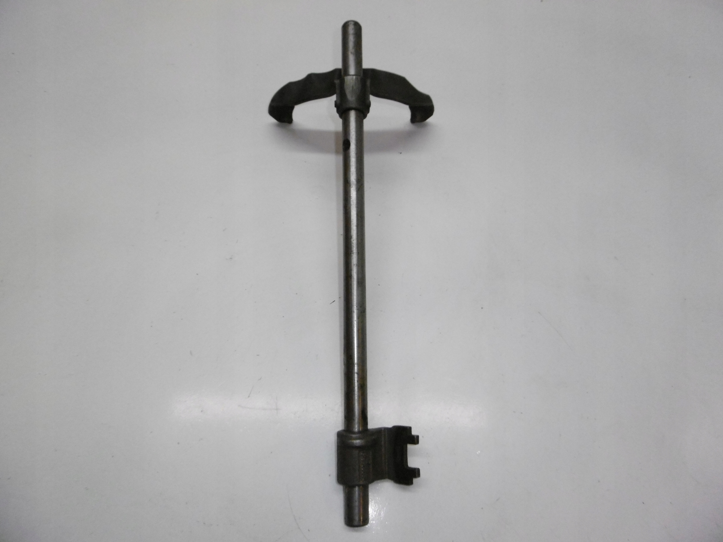 ВИЛКА ПРИВОД КОРОБКИ ПЕРЕДАЧ ZF 16S181 IT