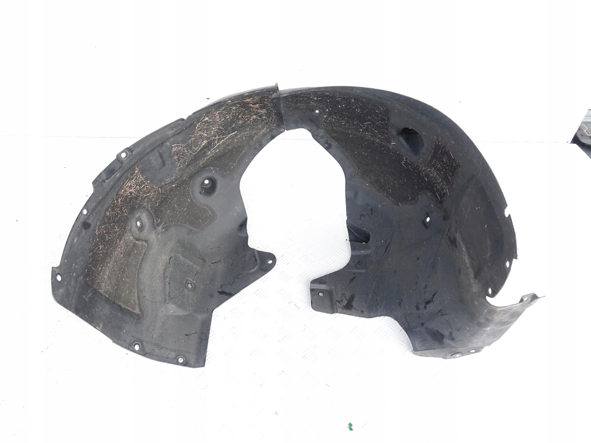 TESLA 3 III 16-19 mudguard cover left front