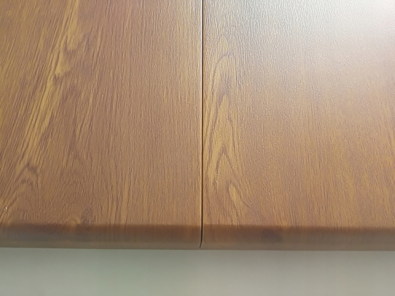 PARAPET MDF DĄB HALIFAX TABAC grub. 3 cm Materiał wykonania drewno