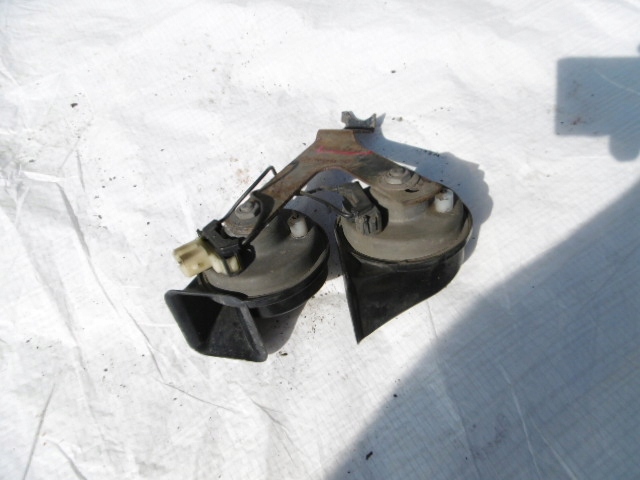 PEUGEOT RCZ SYGNAŁ KLAKSON 9657476680 Typ samochodu Samochody osobowe