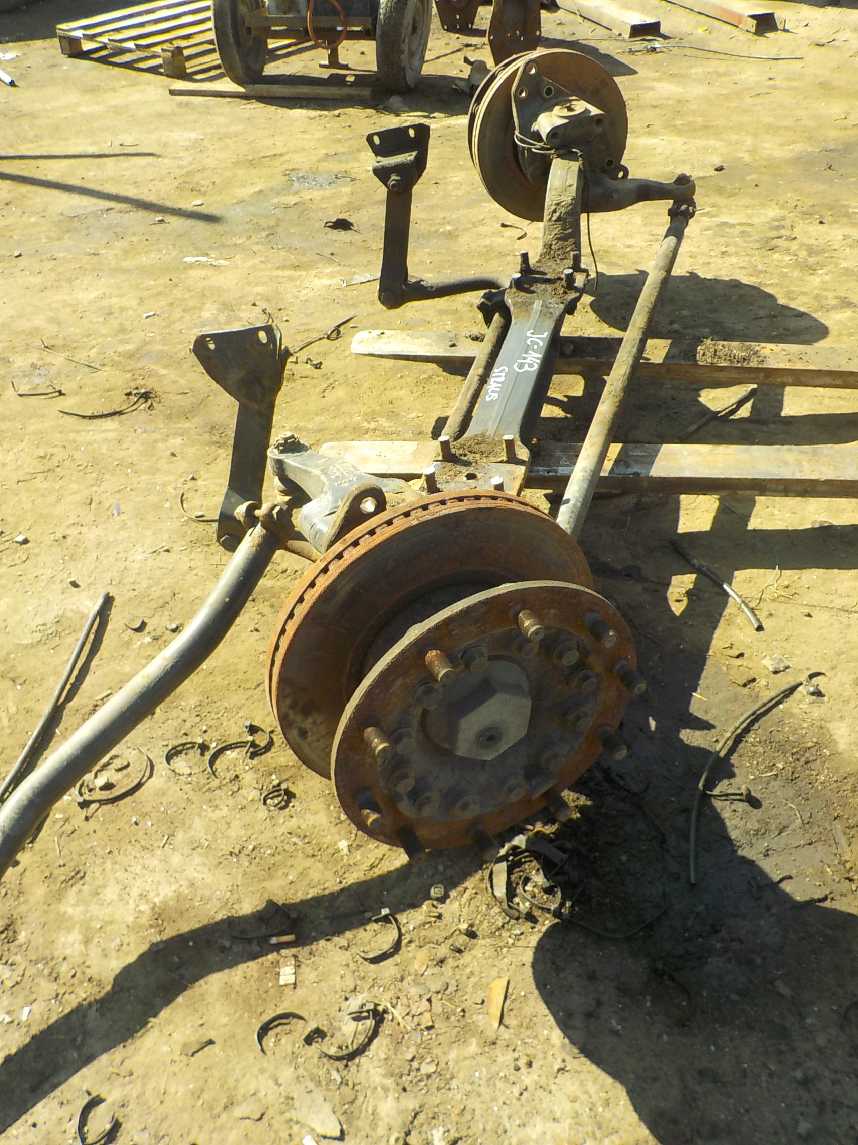 МАТОЧИНА ЛІВА ПЕРЕДНЯ R 22,5 STRALIS 450