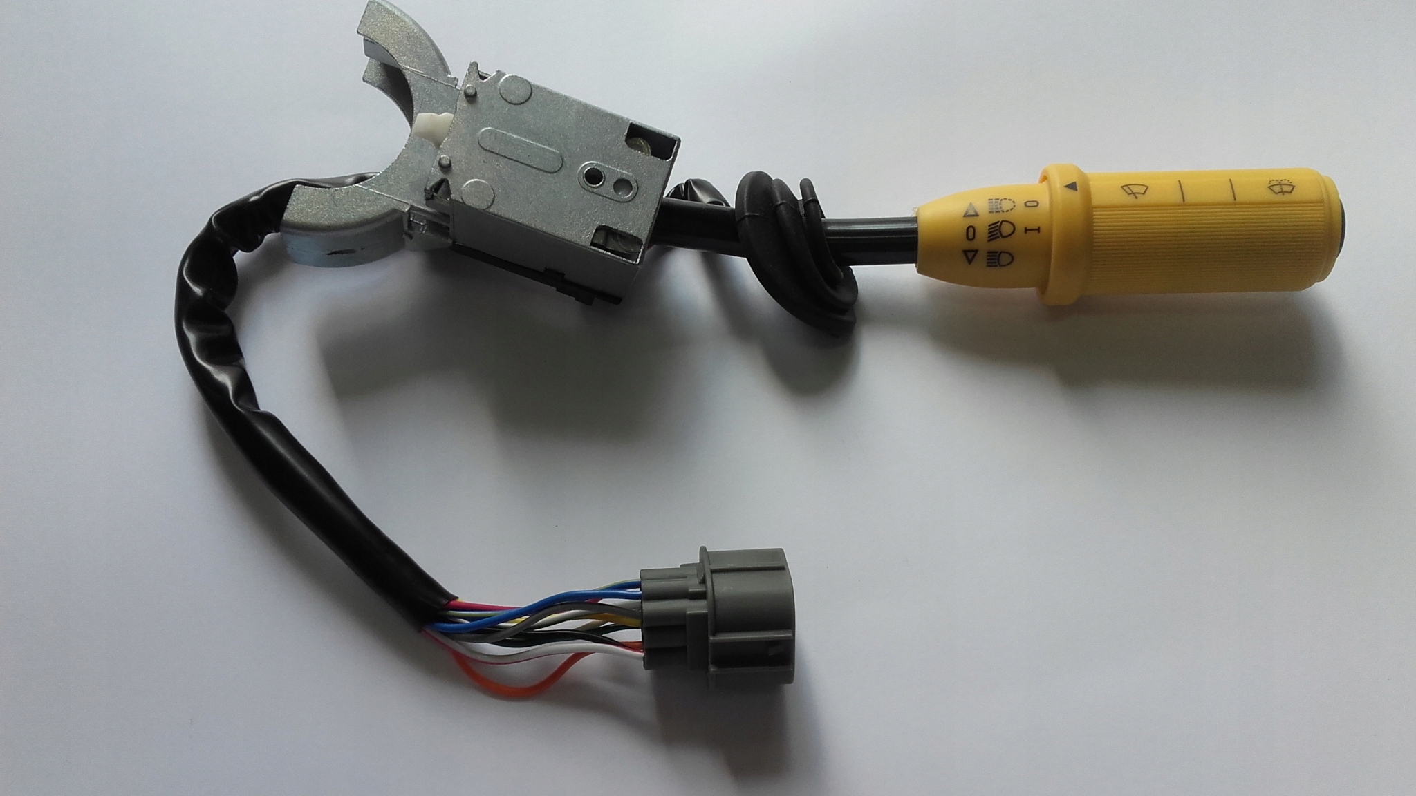 70137702 - JCB ПЕРЕКЛЮЧАТЕЛЬ УКАЗАТЕЛЕЙ ПОВОРОТА LUBLIN