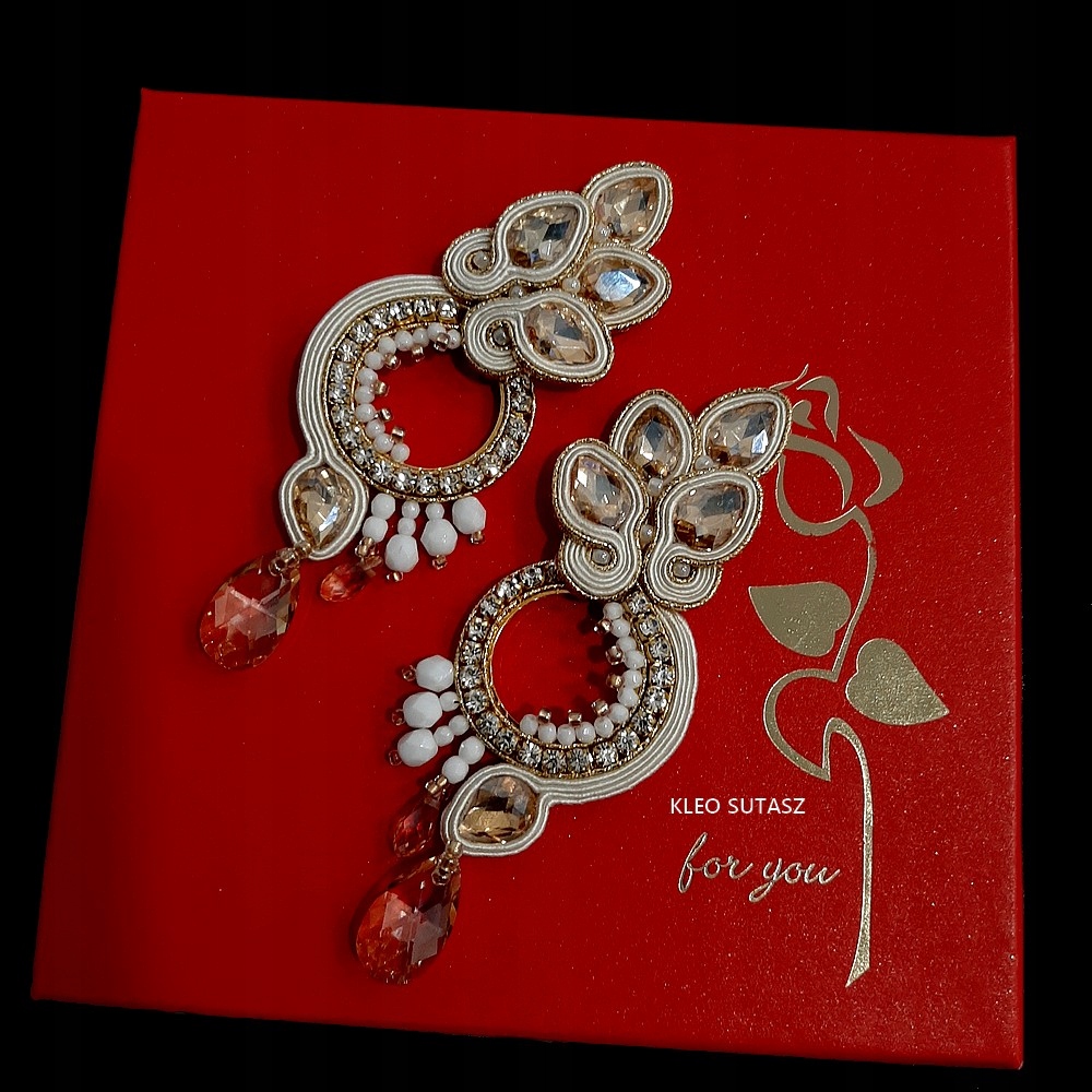 PIĘKNE KOLCZYKI ŚLUBNE SZAMPANOWE ZŁOTE ECRU 11 CM Materiał Pozłacany Inny