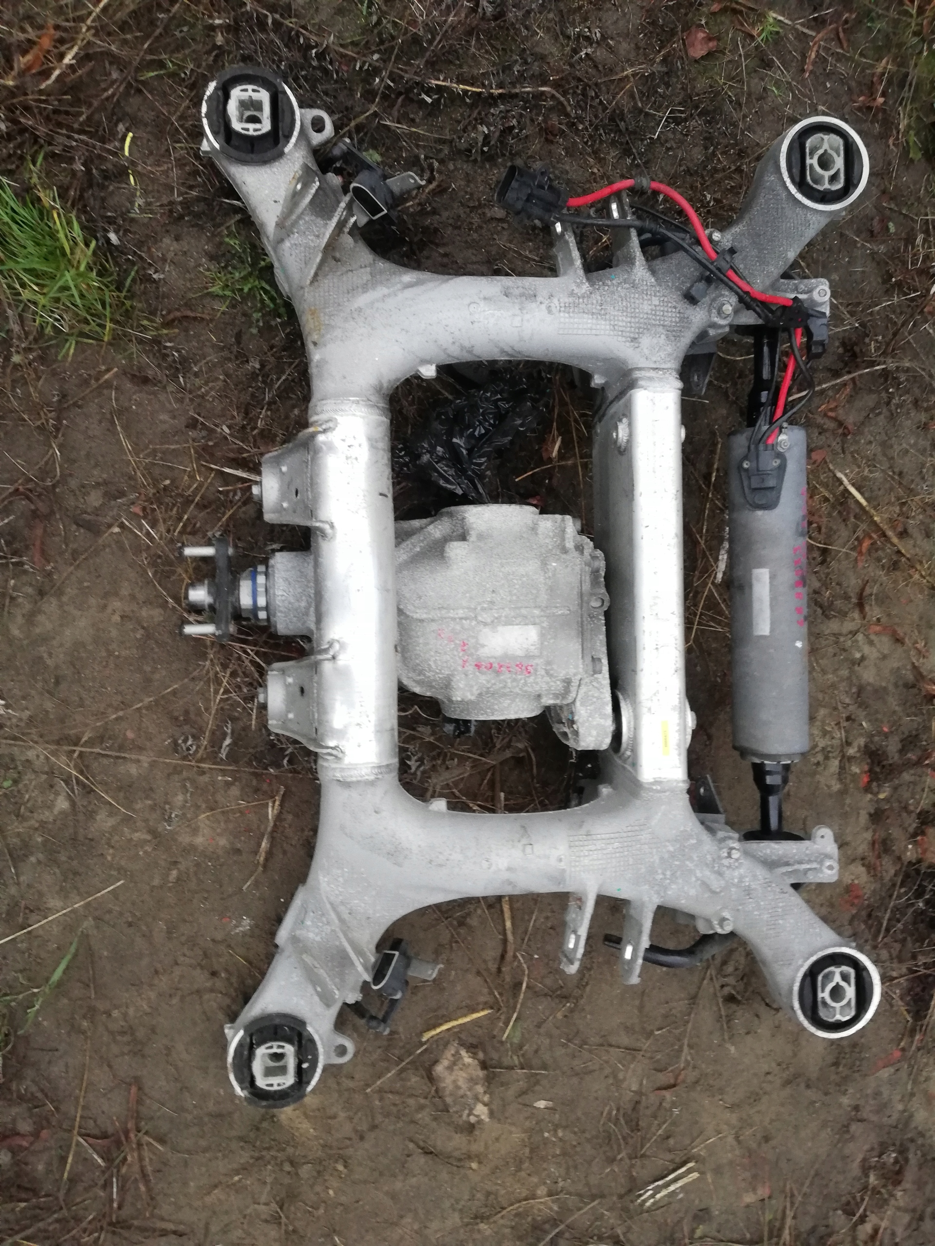 6888533 - Сани тележка балка подвески BMW G31 G32 6866423