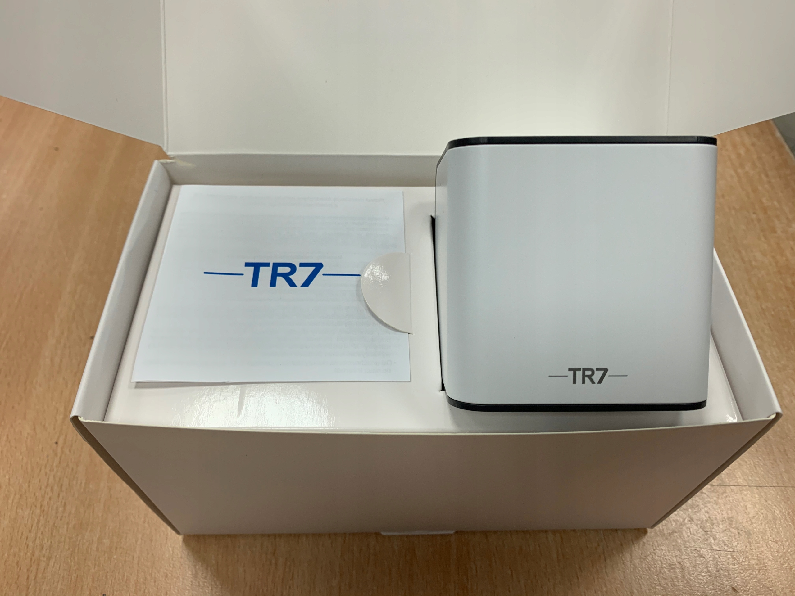 Centrala inteligentnego domu TR7 EXALUSHome PORTOS