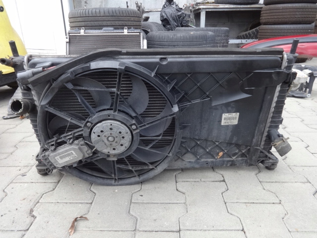 VOLVO C30 07r 2.0 16V CHŁODNICE WENTYLATOR Typ samochodu Samochody osobowe