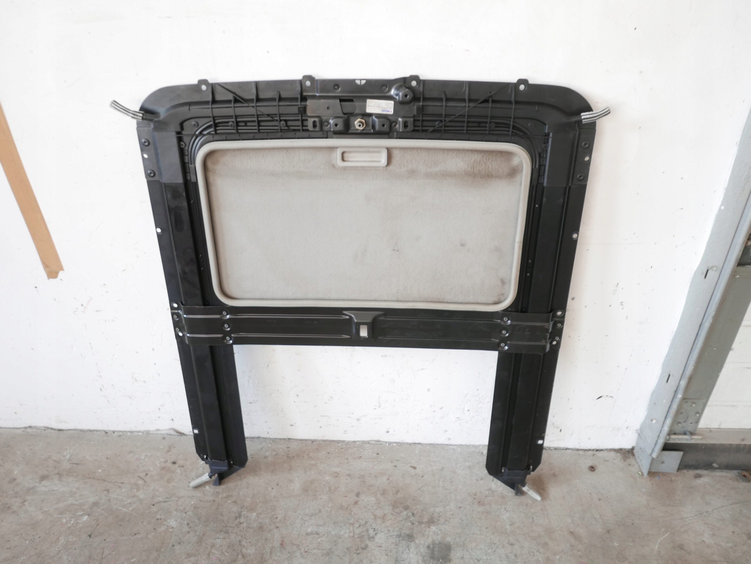 SZYBERDACH MANUALNY FORD FOCUS MK1 KOMBI 98-01 Typ samochodu Samochody osobowe