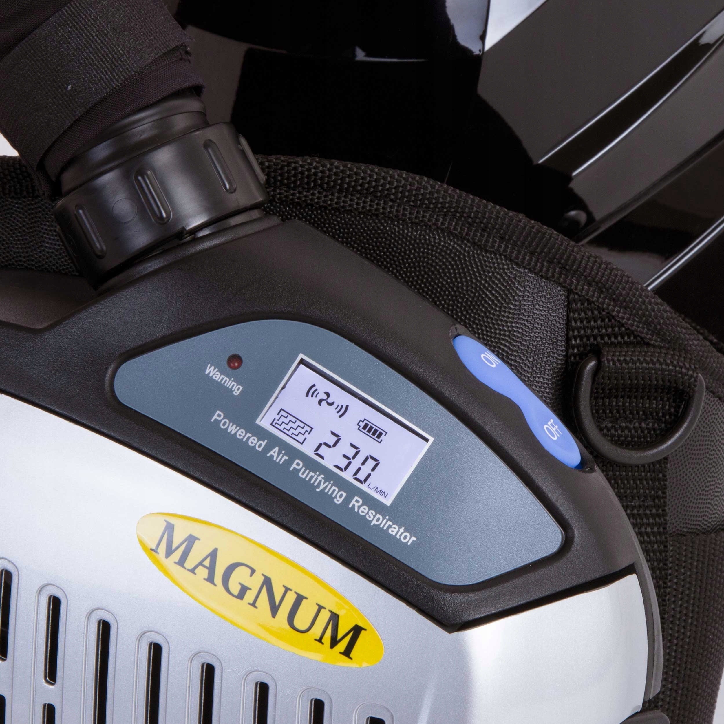 PRZYŁBICA AUTOMATYCZNA Z NAWIEWEM MAGNUM MASKA Marka Magnum