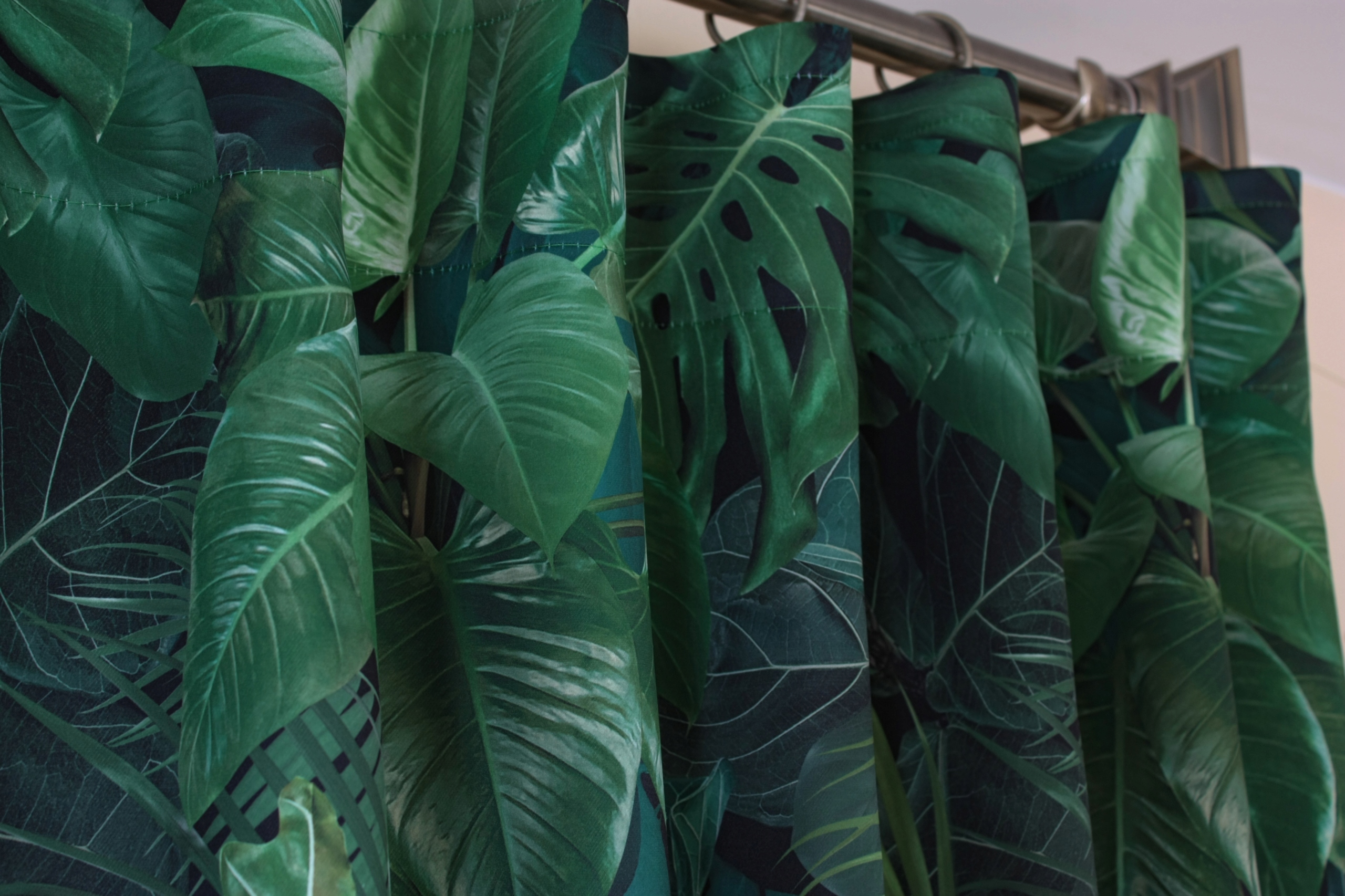 Gotowe Zasłony Zielone Liście 3D Firany Wysokość produktu 250 cm