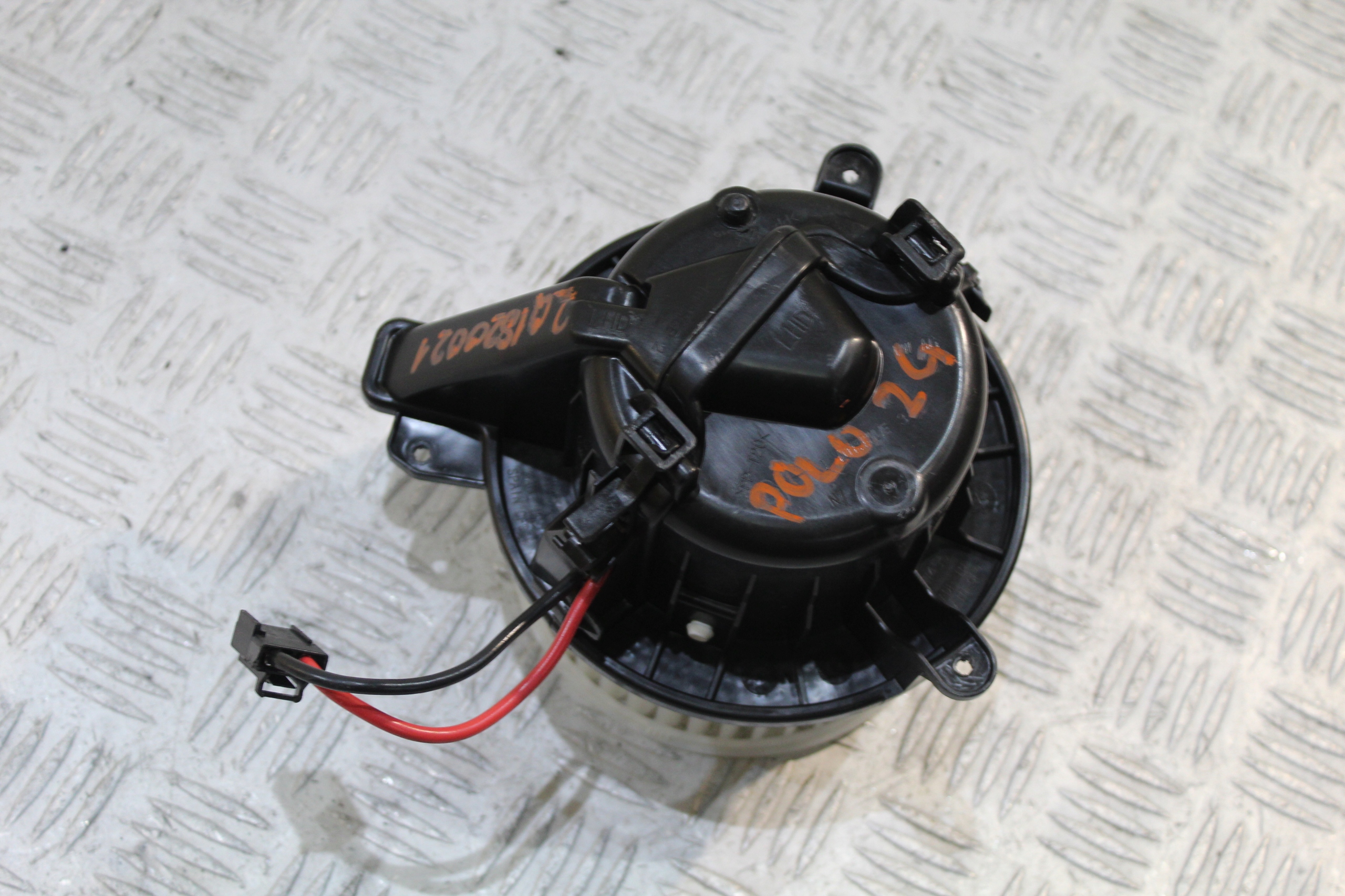 tOPENÍ ventilátor topení POLO VI 2G 2G0