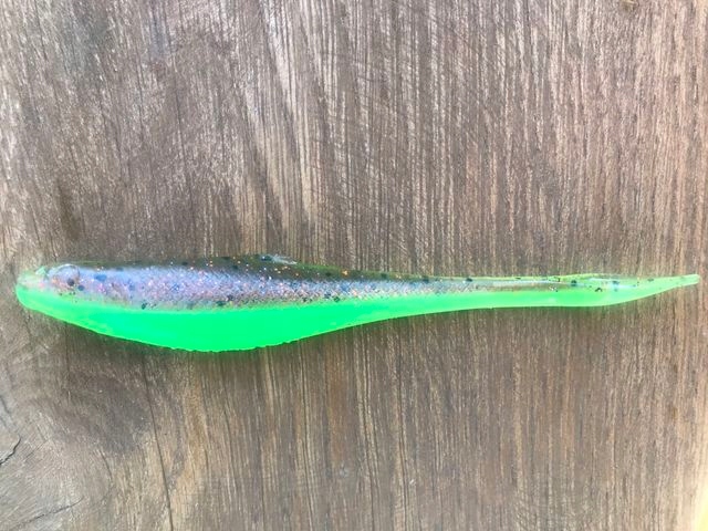 Realistic Shad Matusiak Kiełb 8cm 001 JaskółkaNEON