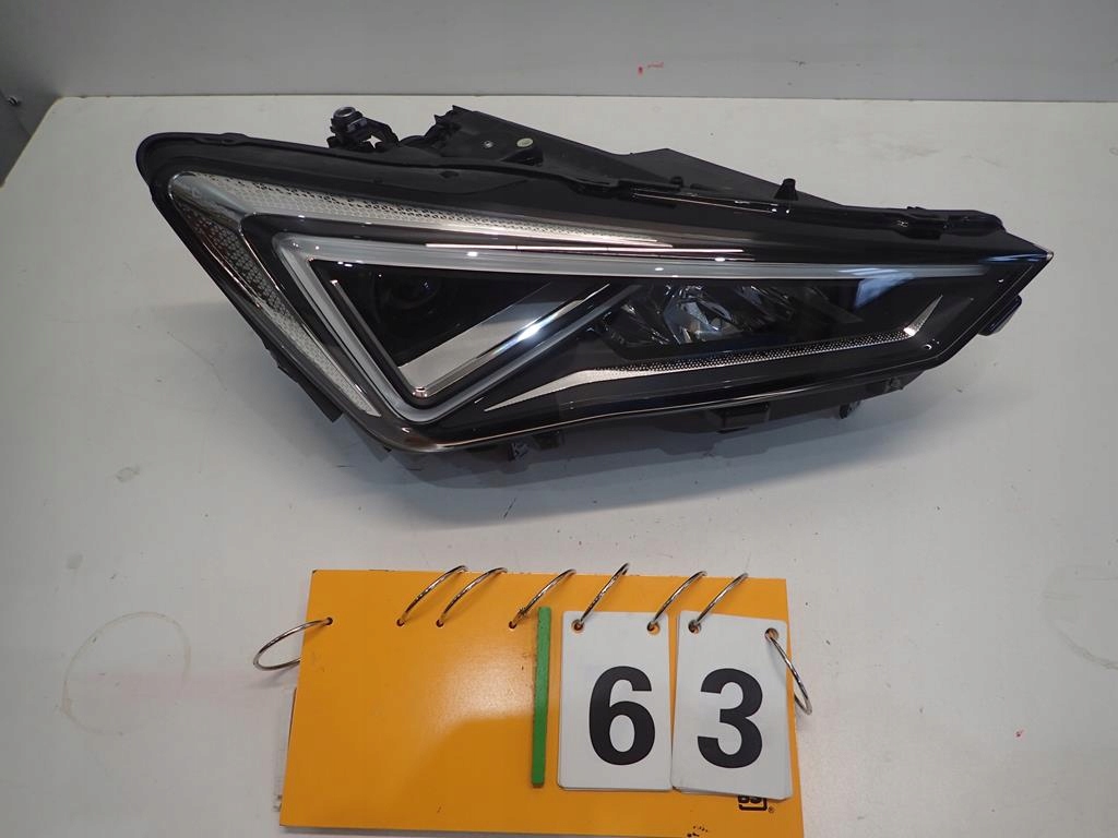 Lampa przód prawa SEAT TARRACO FULL LED Strona zabudowy prawa