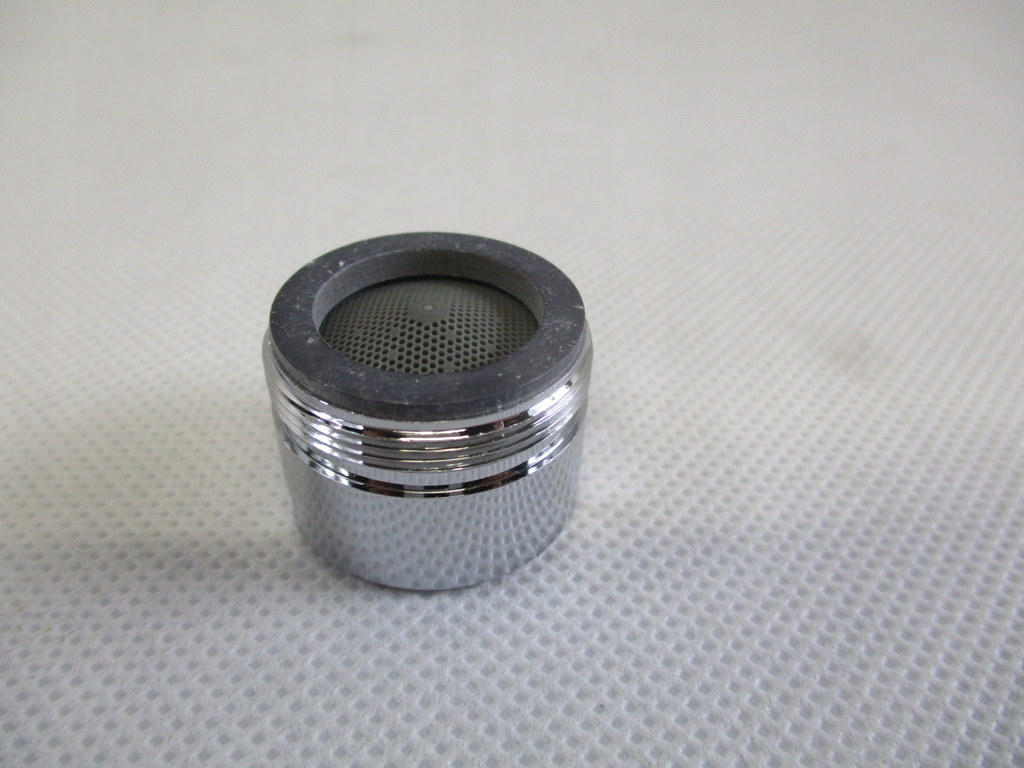 Perlator eko oszczędzający wodę na kran M28