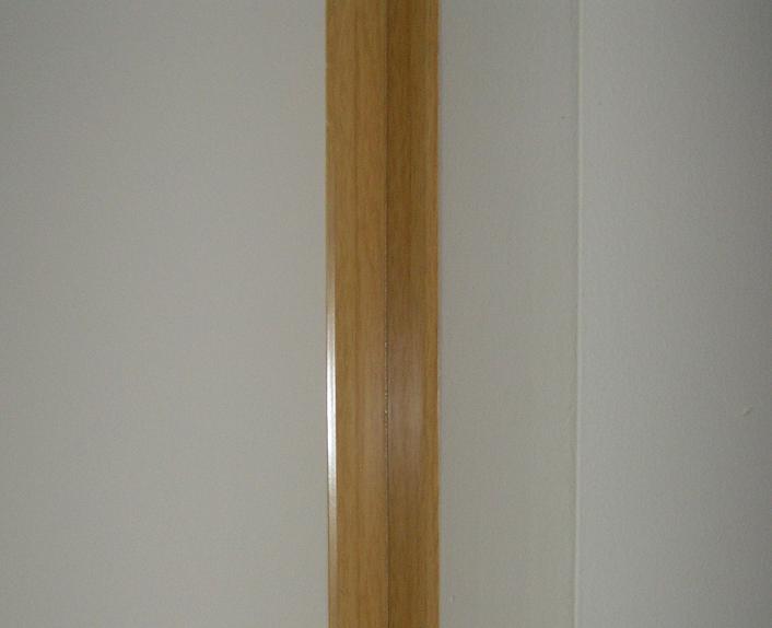 LISTWA ŁAMANA NAROŻNA ŚCIENNA PRZYPODŁOGOWA - PCV Materiał PCV