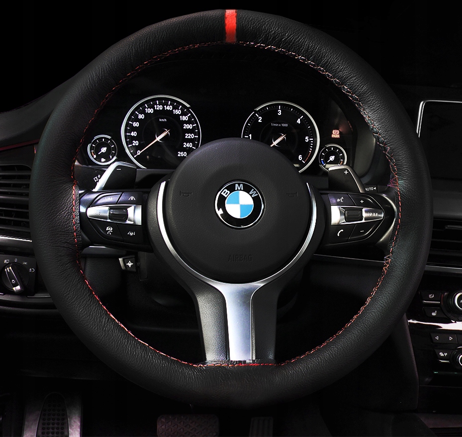 POKROWIEC NA KIEROWNICĘ Z JEDNEGO KAWAŁKA SKÓRY EAN (GTIN) 5907476610342