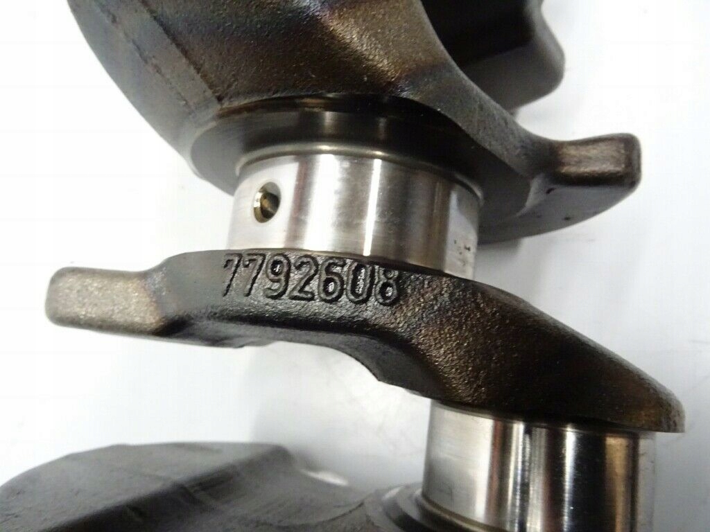 WAŁ KORBOWY BMW MINI COOPER 2.0 D N47 N47D20 Numer katalogowy części D3590-2