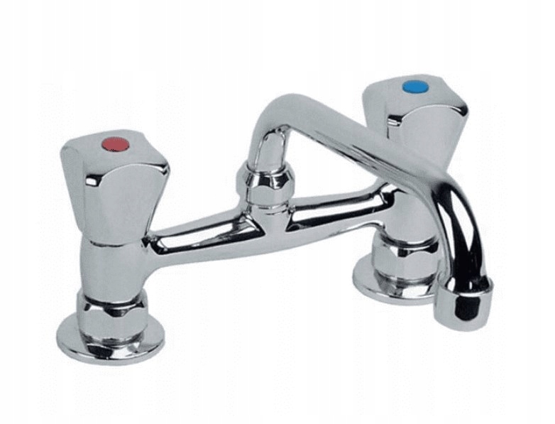 Арматура под смеситель для ванны с душем. Высота смесителя для ванны. Высота смесителя в ванной. Смеситель ideal standard для ванны. Смеситель для ванной ideal standard с душем.