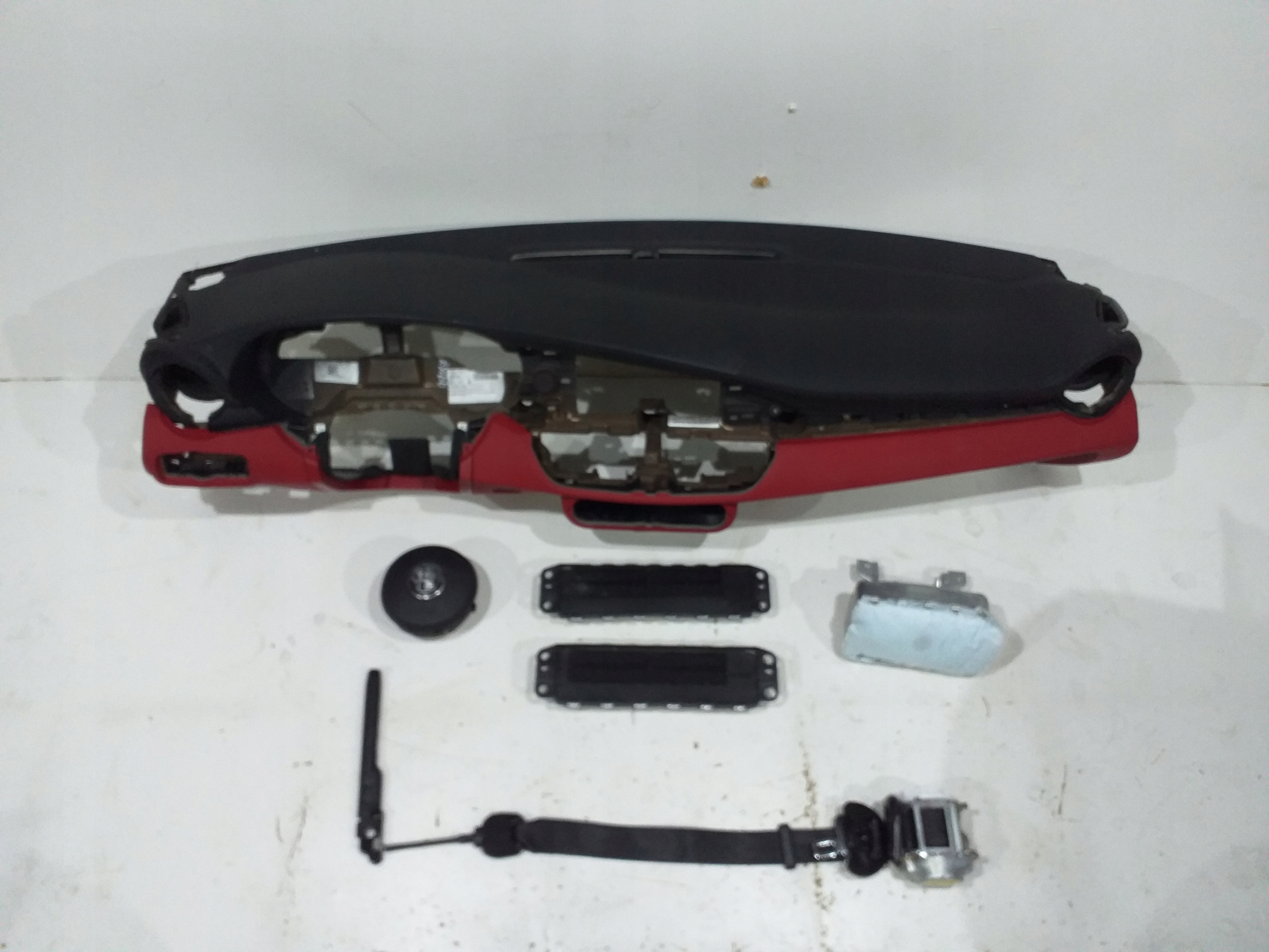 ALFA ROMEO GIULIA США ДОСКА КОНСОЛЬ ПОДУШКА БЕЗОПАСНОСТИ РЕМНИ