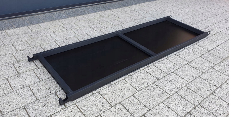 Podest stalowy z włazem rusztowanie warszawskie Kod producenta 003