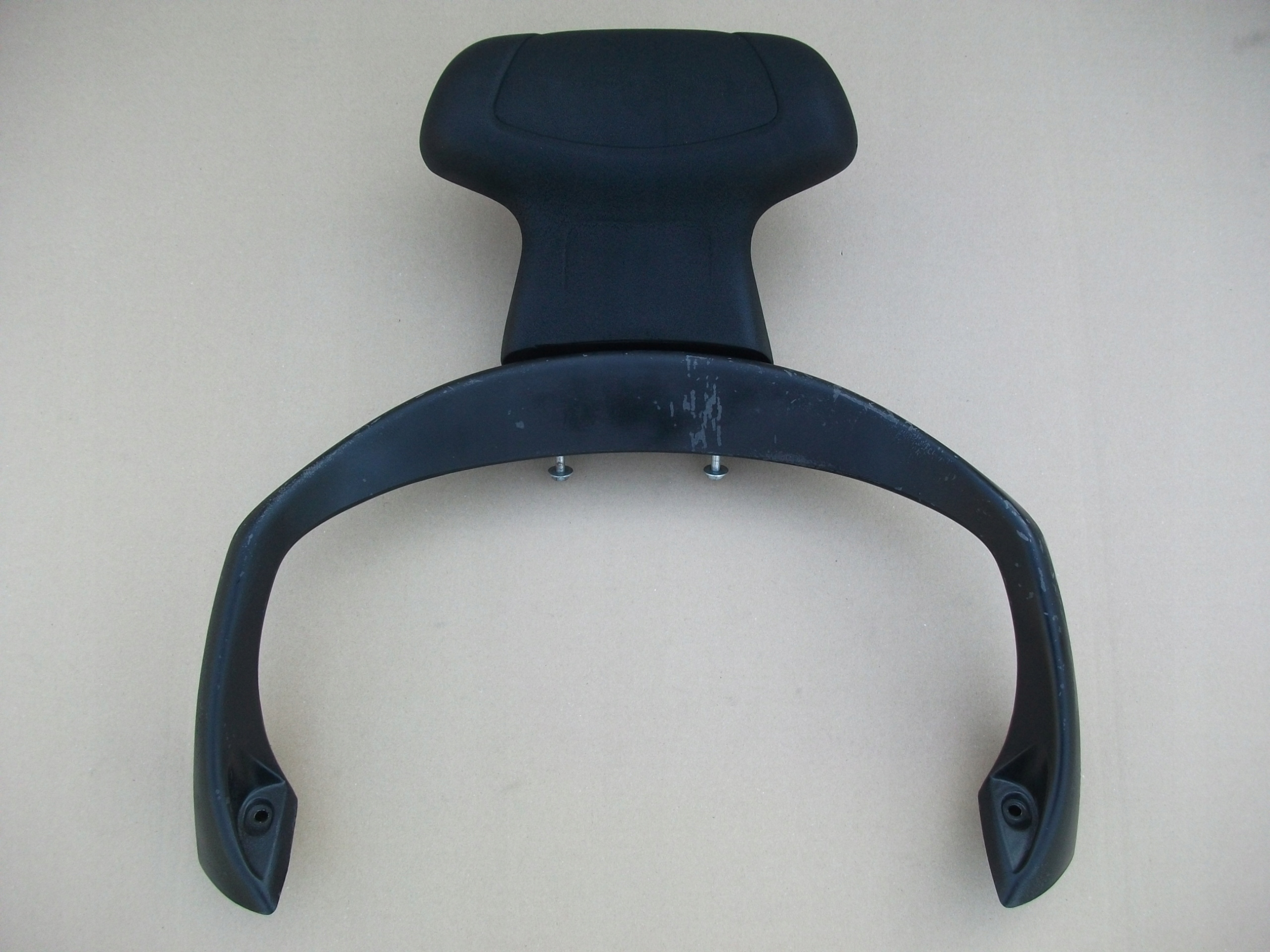 PIAGGIO X8 125 OPARCIE PASAŻERA UCHWYT RĄCZKI